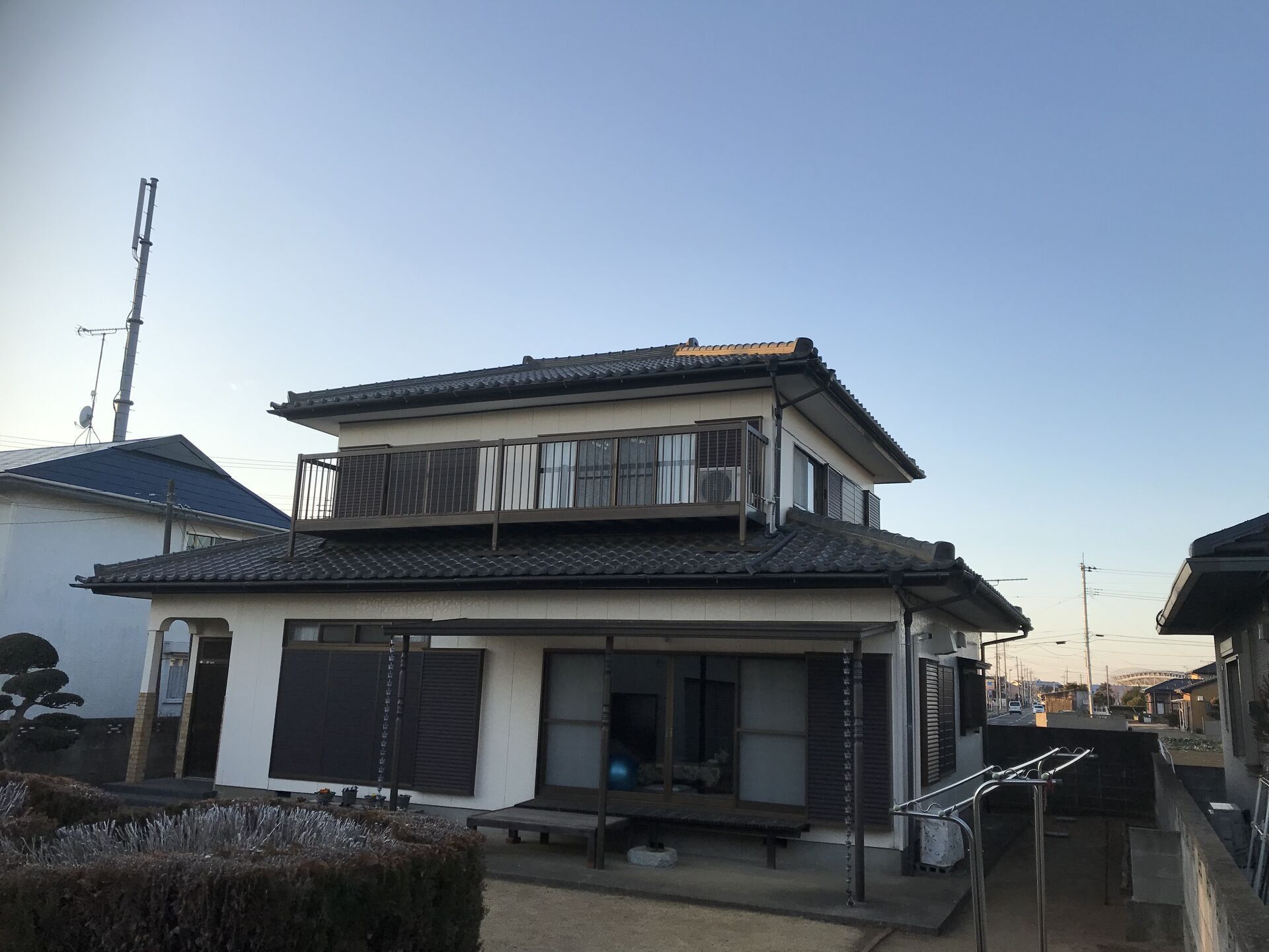 鹿嶋市　店舗外壁のカバー工法